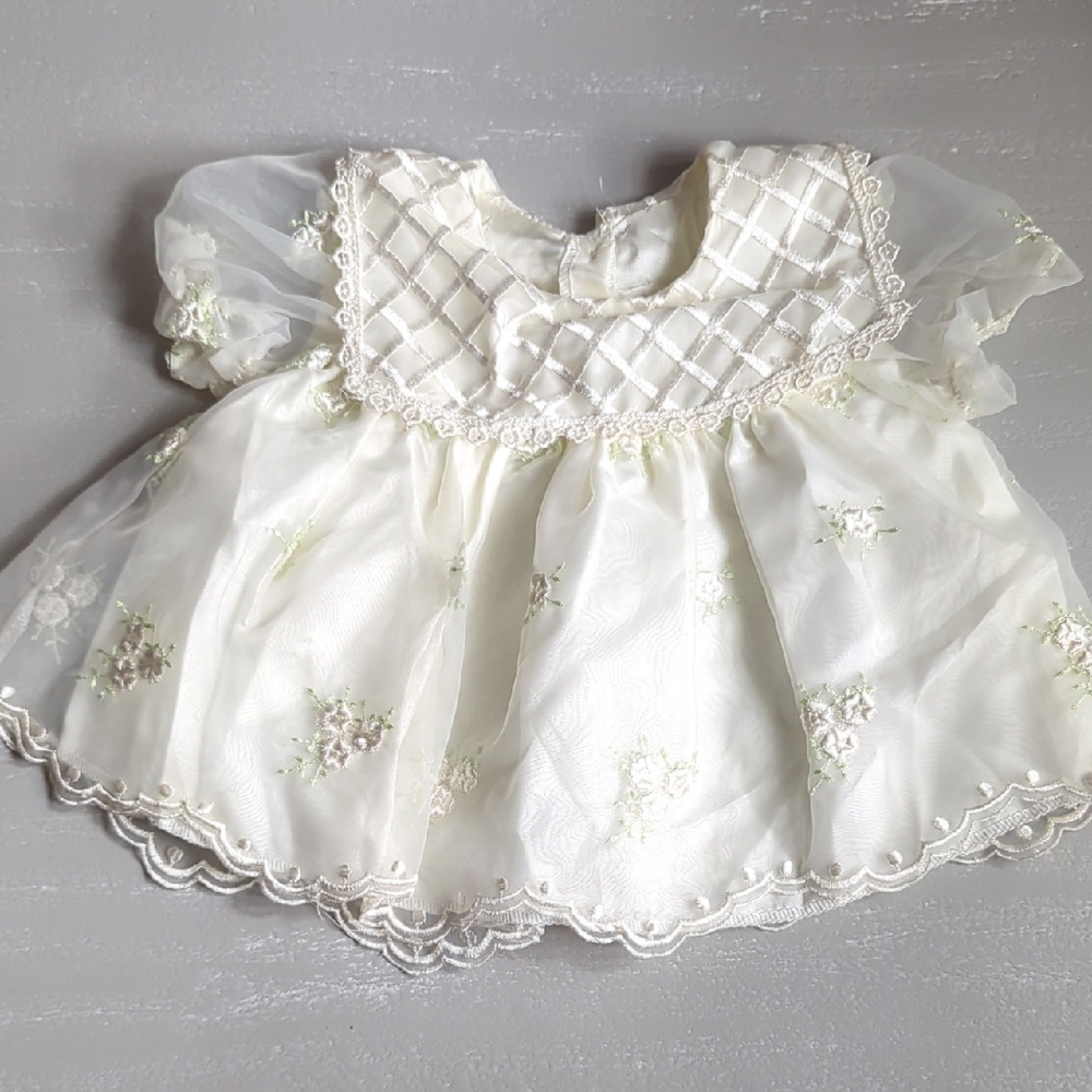Elegant White Baby Dress‎ with Floral Embroidery Size 6m
